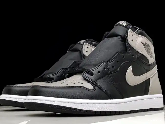 555088-013 Black Retro Shadow High 1 Grey Jordan Air OG 0520